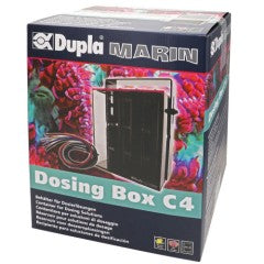 Produktbild der Dupla Dosing Box C4: Praktischer Dosierbehälter mit vier Kammern für jeweils 1,5 Liter Dosierlösung.